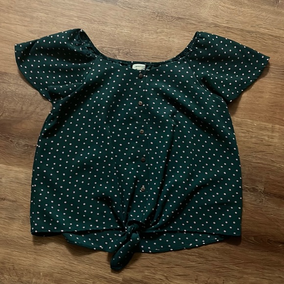 Monteau Other - cute green top with pink polka dots and a bow detailing in front, button up